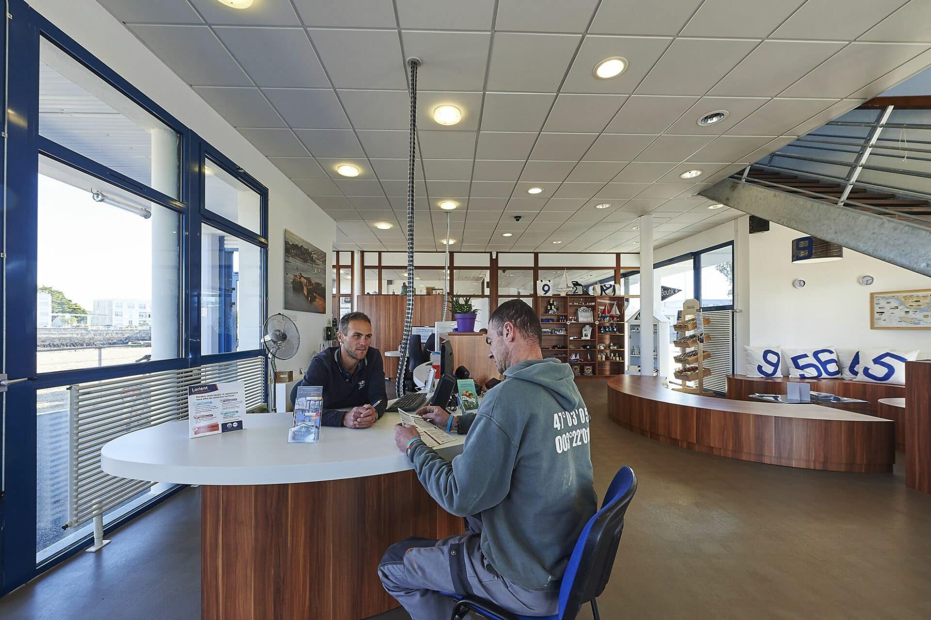 29 septembre 2015, capitainerie du port de plaisance de Lorient.